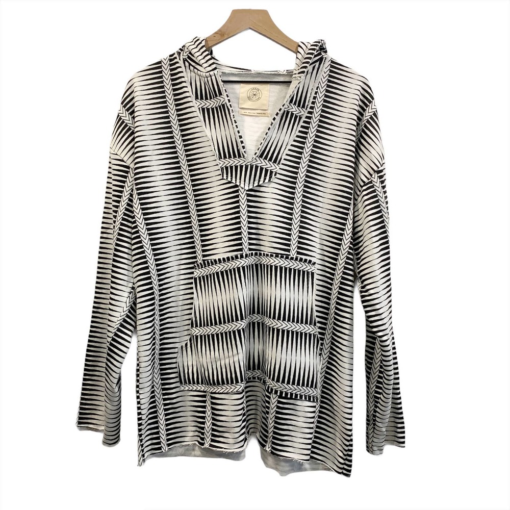 Urban Outfitters Black & White Baja Hoodie Sweatshirt Size Medium NWT